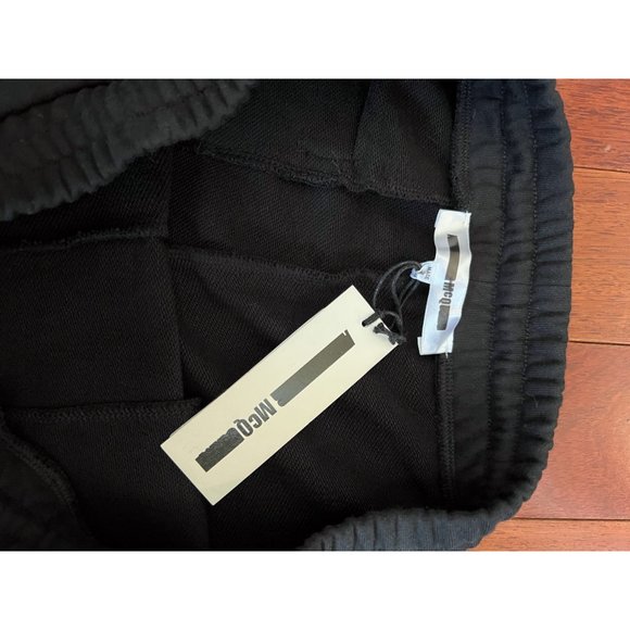 MCQ ALEXANDER MCQUEEN Mens Logo Sweat Shorts (New with defect) - Picture 5 of 7